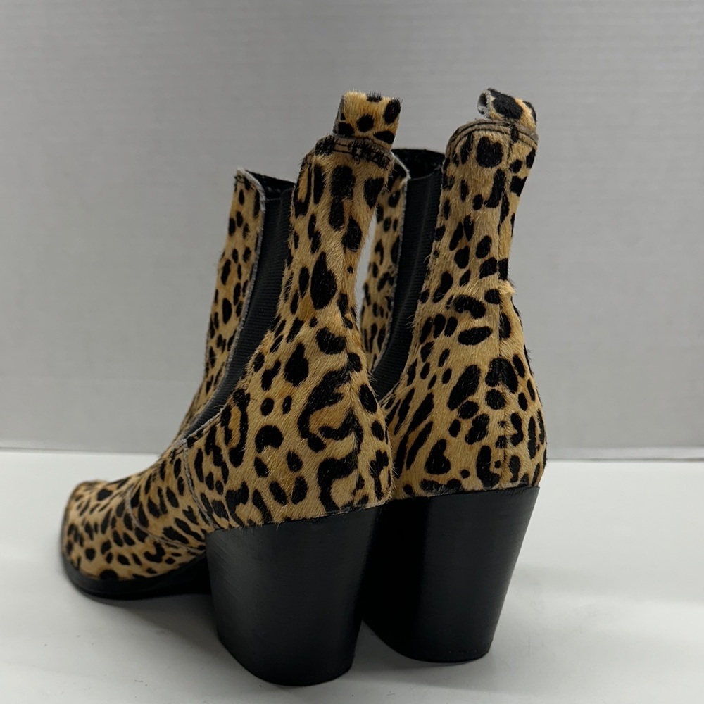 Steve Madden Patricia Heeled Ankle Boots Leopard Print Calf Hair Bootie Size 7.5 - Picture 3 of 11